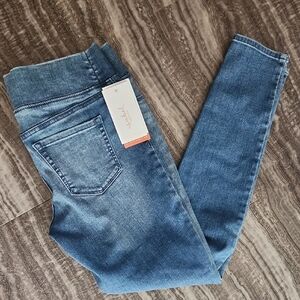 NWT Isabel pull on post pregnancy jegging jeans Size 4/27